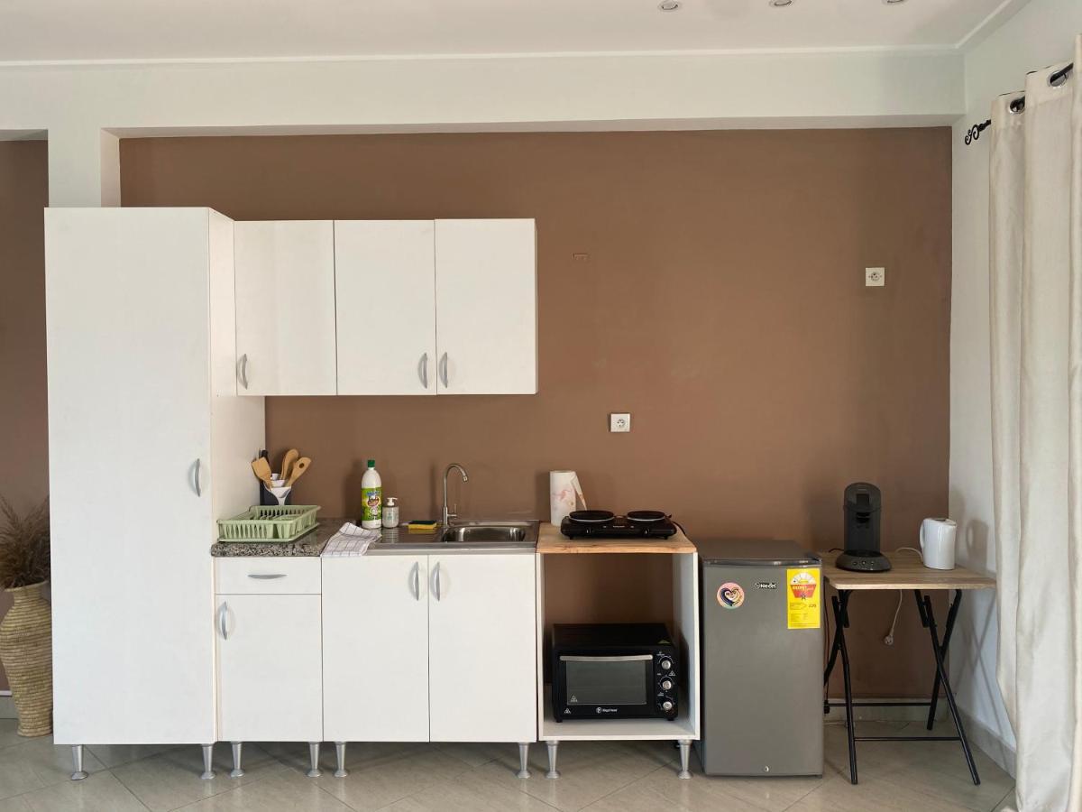 L'Oasis Guesthouse Котону Екстер'єр фото