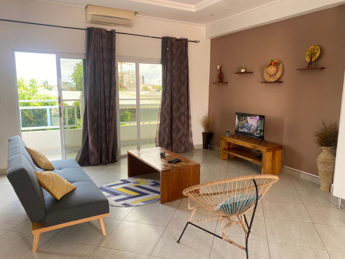 L'Oasis Guesthouse Котону Екстер'єр фото