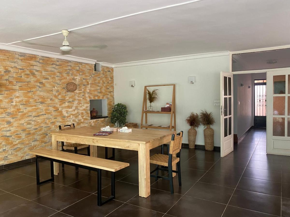 L'Oasis Guesthouse Котону Екстер'єр фото