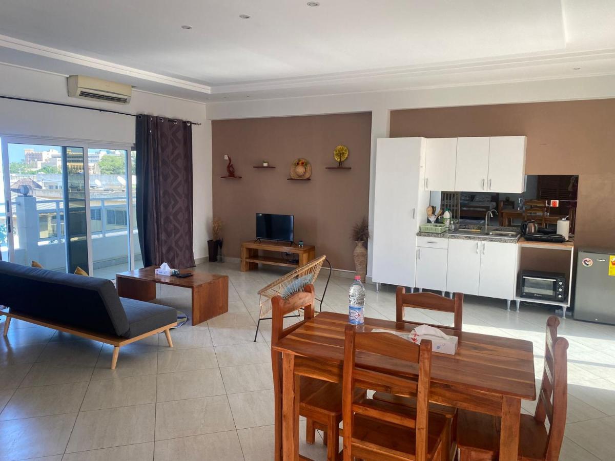 L'Oasis Guesthouse Котону Екстер'єр фото