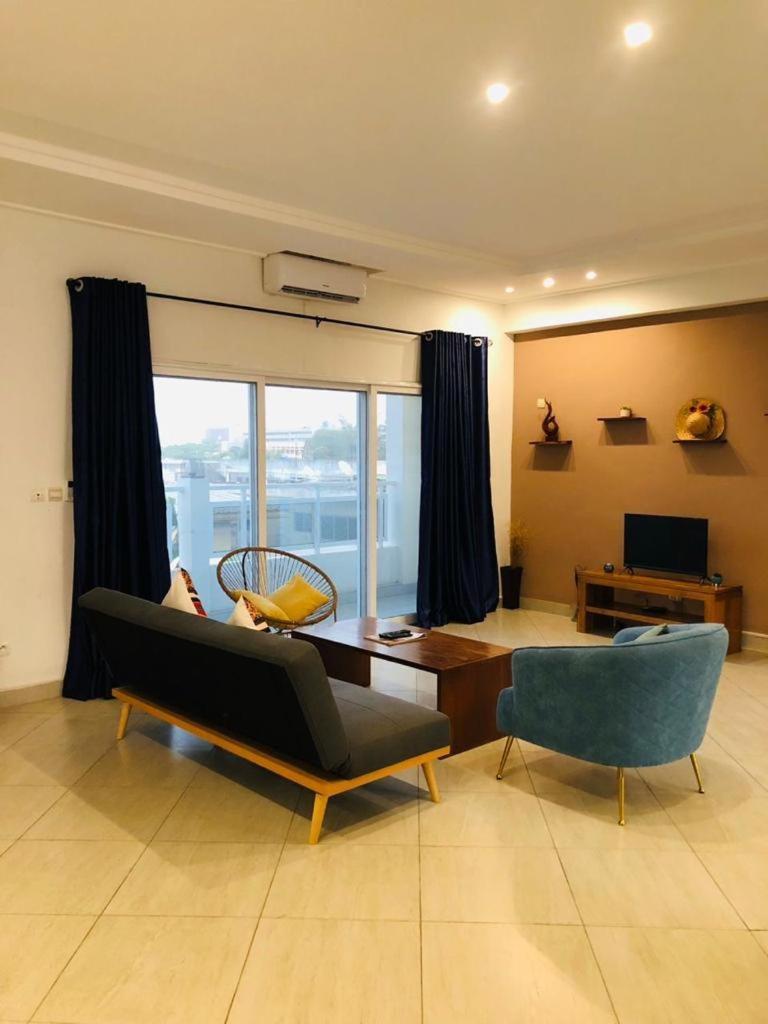 L'Oasis Guesthouse Котону Екстер'єр фото
